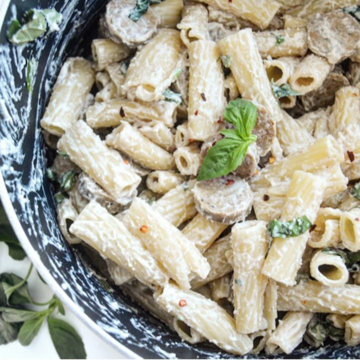 Dreamy, Creamy Vegan Alfredo Pasta (with some vegan sausages from Field Roast ME)